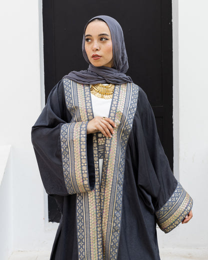 قفطان النهر الناعم